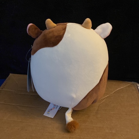 NWT 7.5” Ronnie the cow Squishmallow - Picture 3 of 5